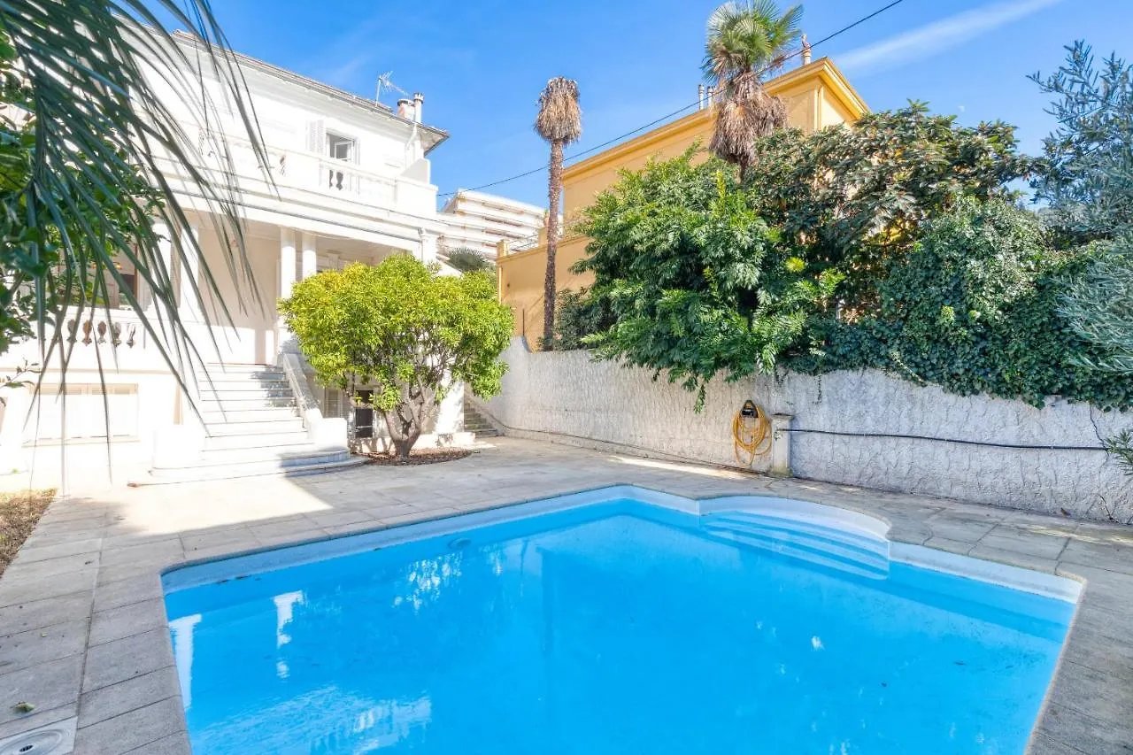 Stylish Art Deco Villa Near The Sea 4 Bdrs Pool And Garage Nice